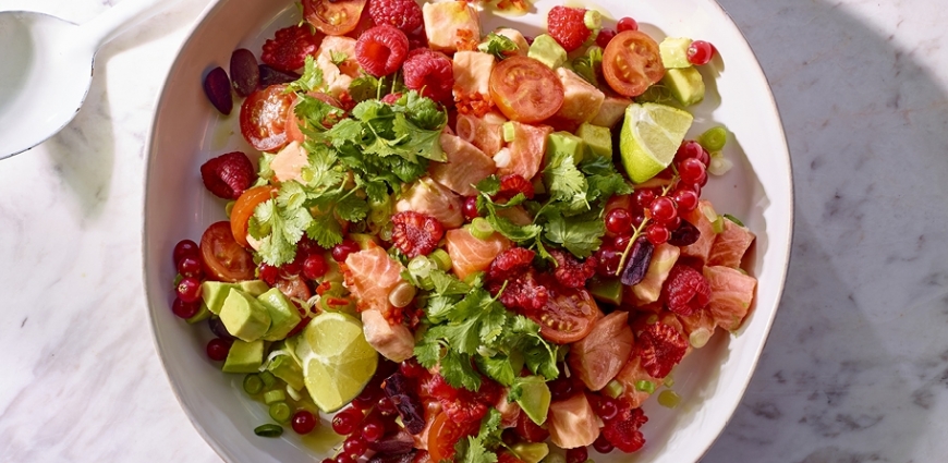 Ceviche de saumon aux fruits rouges et au citron vert