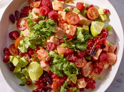 Ceviche de saumon aux fruits rouges et au citron vert