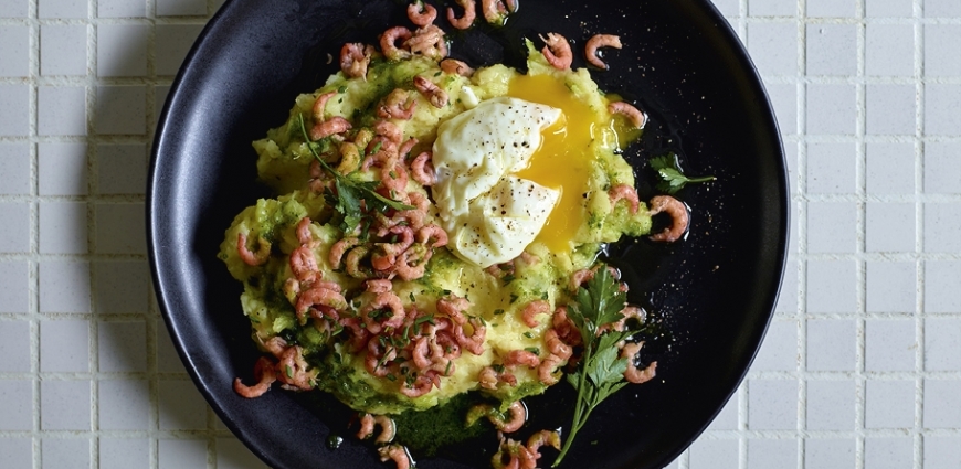  Purée de panais, oeuf poché et crevettes grises