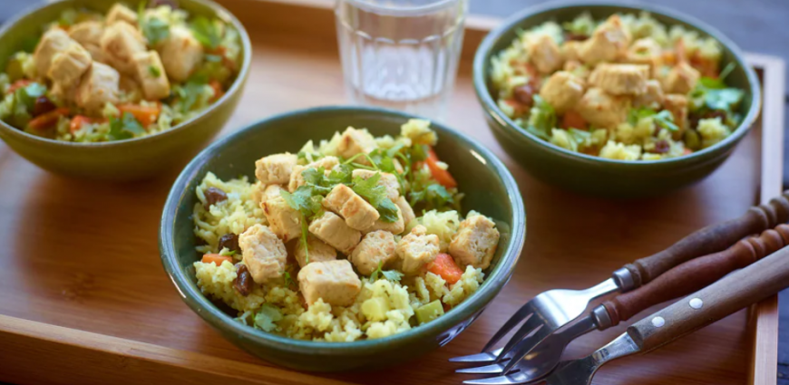  Pilaf aux petits légumes, raisins secs et dés de Quorn