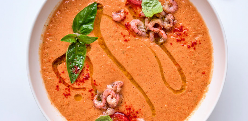 Gazpacho aux pêches et aux tomates cerises