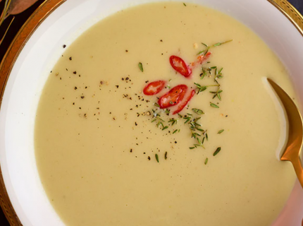  Velouté aux panais, gingembre et lait de coco