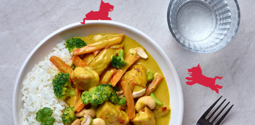 Poulet au curry et aux légumes croquants