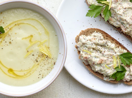 Soupe de céleri-rave aux amandes et au citron