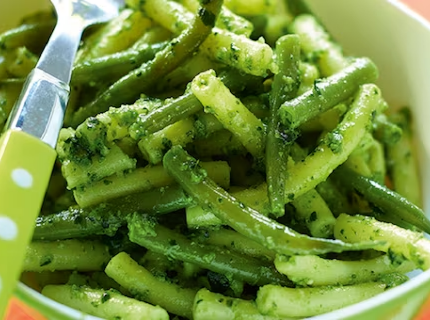 Macaronis aux légumes verts