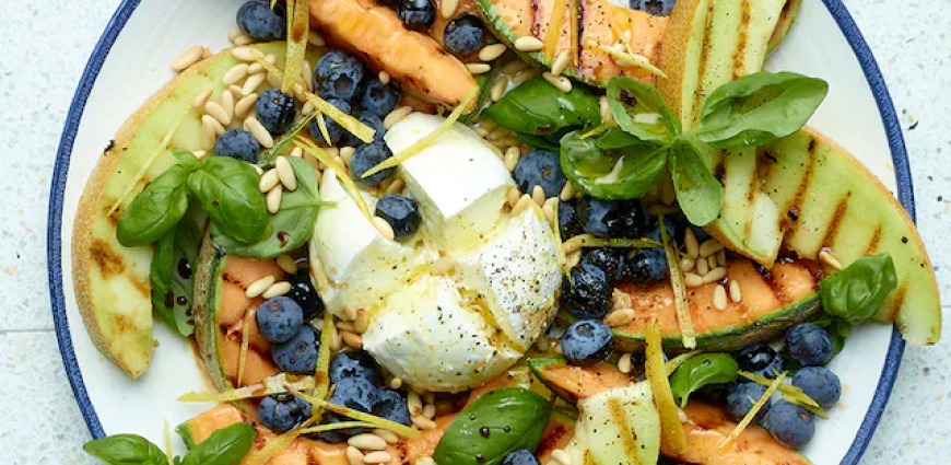 Salade de melons grillés à la mozzarella di bufala