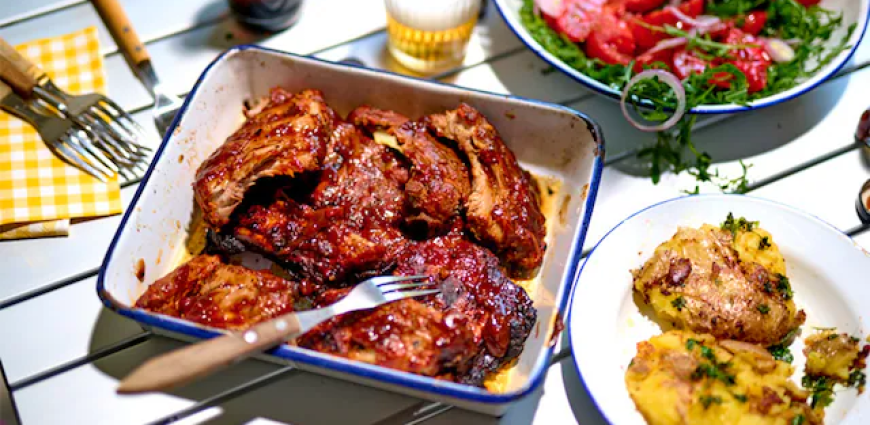 Spare ribs sauce barbecue et smashed potatoes